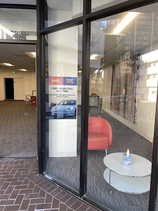 Avis Car Rental Picture 5