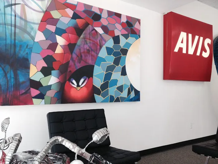 Avis Car Rental Picture 1