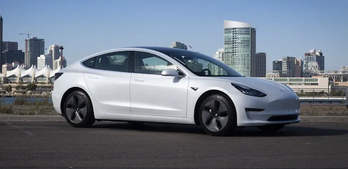 Ride Proximity Rent-A-Car (Tesla, Vanderhall, Slingshot, BMW, MINI) Picture 5