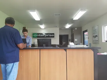 Enterprise Rent-A-Car Picture 2