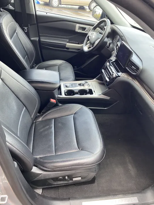 Avis Car Rental Picture 6