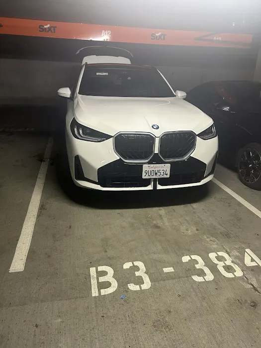 SIXT Rent A Car - San Diego Downtown Picture 2