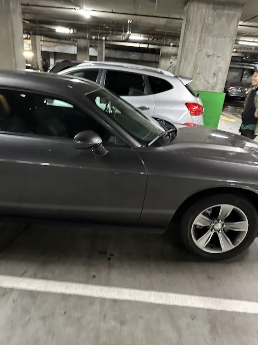 Enterprise Rent-A-Car Picture 1