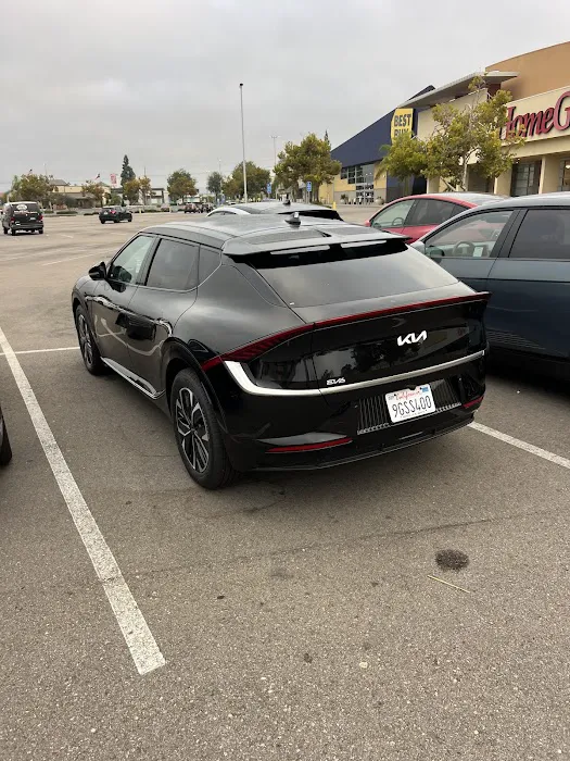 Avis Car Rental Picture 4