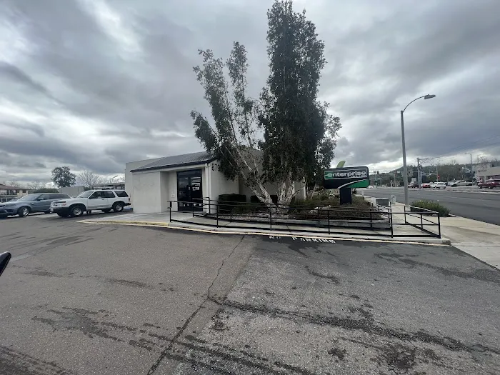 Enterprise Rent-A-Car Picture 4
