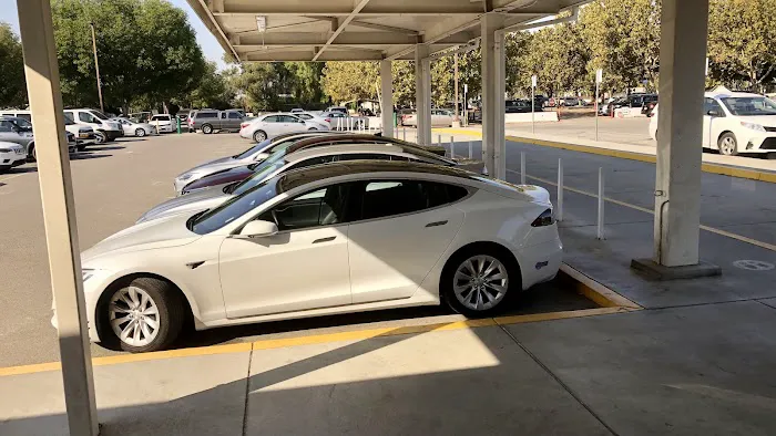 Enterprise Rent-A-Car Picture 7