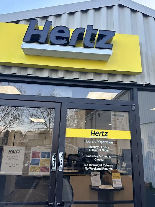 Hertz Car Rental - Santa Clara - Walsh Avenue Picture 6