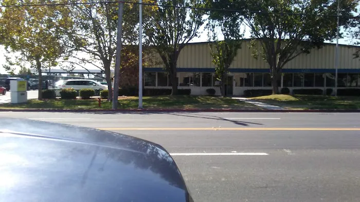 Hertz Car Rental - Santa Clara - Walsh Avenue Picture 8