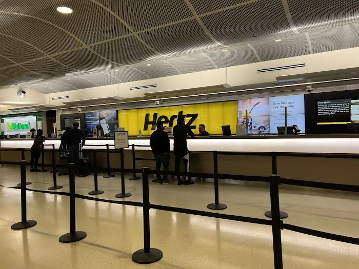 Hertz Car Rental - San Jose - San Jose Mineta International Airport (SJC) Picture 10