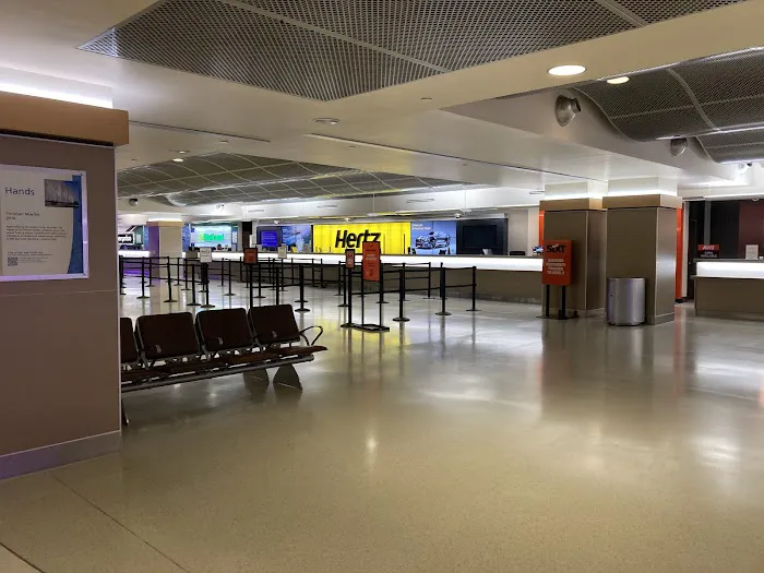 Hertz Car Rental - San Jose - San Jose Mineta International Airport (SJC) Picture 5