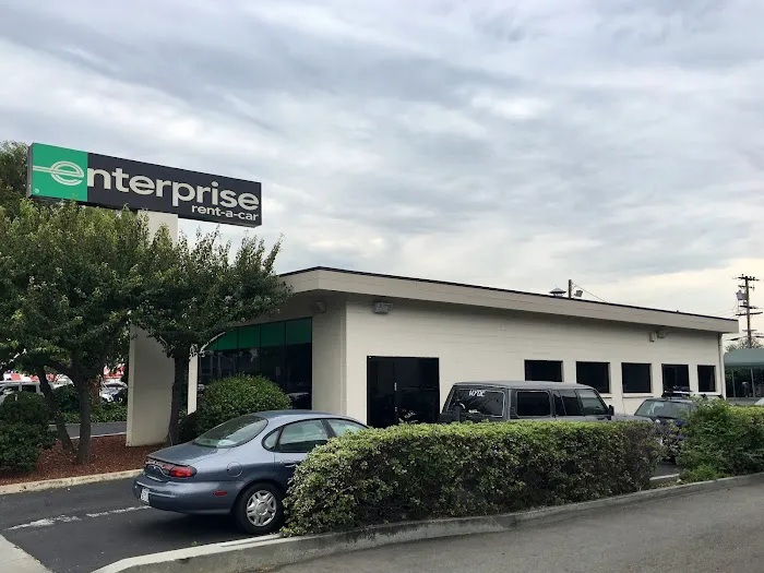 Enterprise Rent-A-Car Picture 6