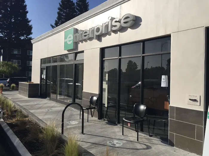 Enterprise Rent-A-Car Picture 9