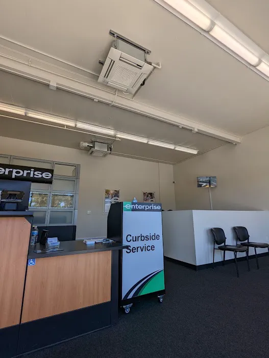 Enterprise Rent-A-Car Picture 4