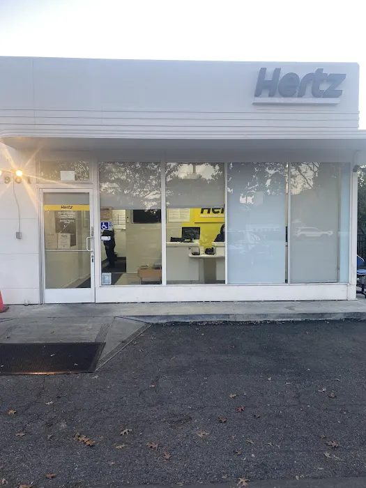 Hertz Car Rental - Mountain View - El Camino Real Picture 5