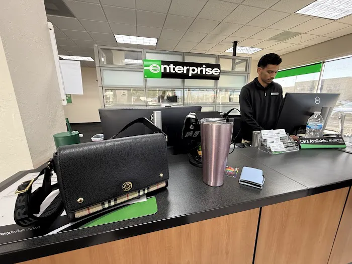 Enterprise Rent-A-Car Picture 6