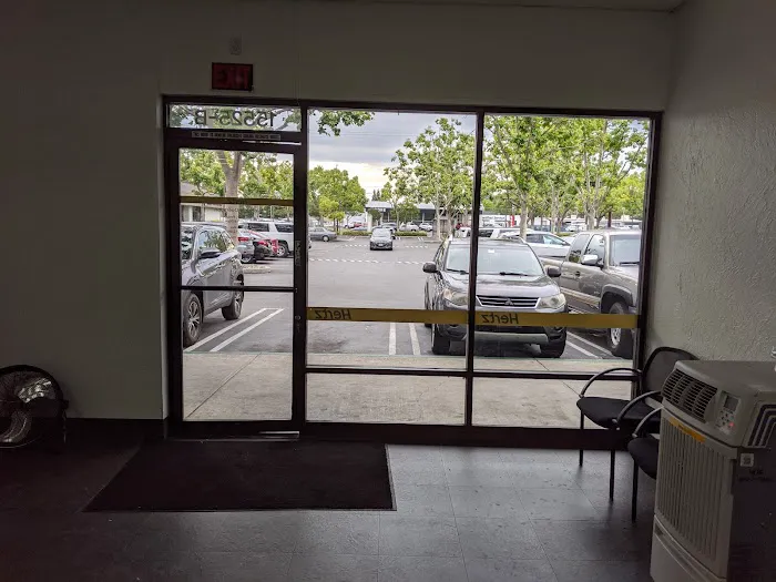 Hertz Car Rental - Los Gatos - Los Gatos Boulevard Picture 2