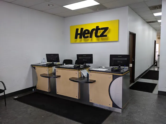 Hertz Car Rental - Los Gatos - Los Gatos Boulevard Picture 4