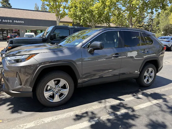 Hertz Car Rental - Los Gatos - Los Gatos Boulevard Picture 9
