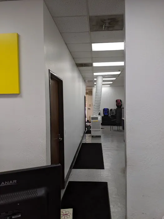 Hertz Car Rental - Los Gatos - Los Gatos Boulevard Picture 3