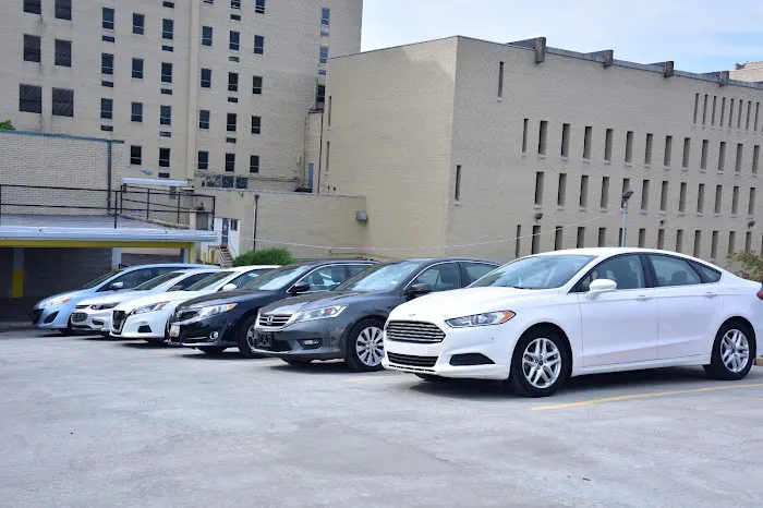 Dimmples Car Rentals Picture 10