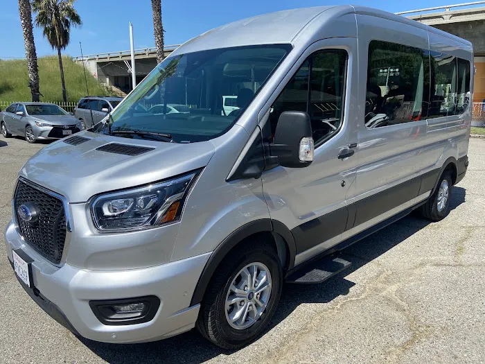 Service Rent A Car Picture 5
