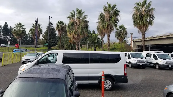 Service Rent A Car Picture 2