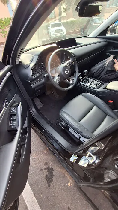 Hertz Car Rental - Palo Alto - Sheraton Hotel Picture 10