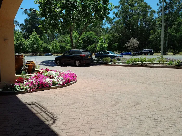 Hertz Car Rental - Palo Alto - Sheraton Hotel Picture 9