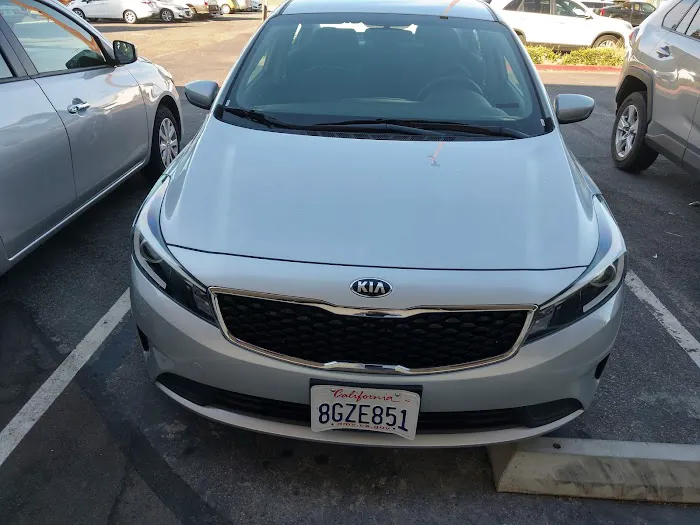 Hertz Car Rental - San Jose - Almaden Expressway Picture 10