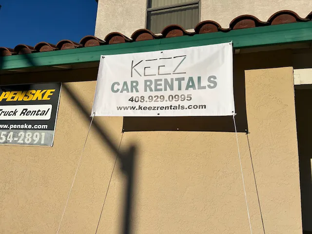 KEEZ Car Rentals Picture 1