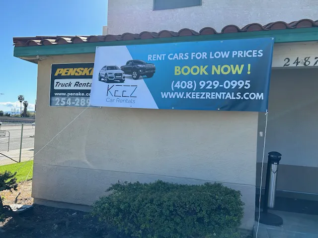 KEEZ Car Rentals Picture 5