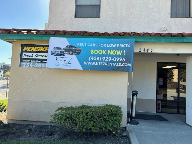 KEEZ Car Rentals Picture 3
