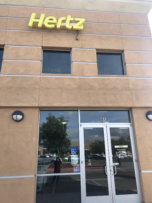 Hertz Car Rental - San Jose - Ridder Park Drive Picture 3