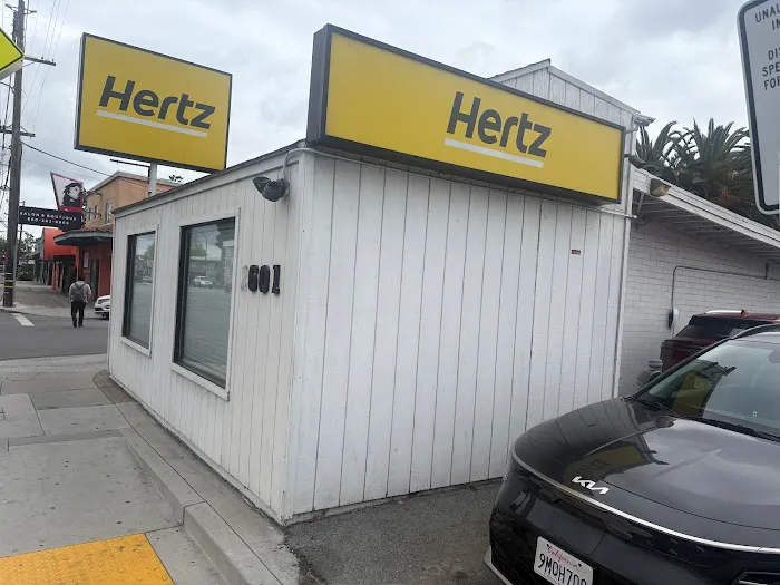 Hertz Car Rental - Redwood City - El Camino Real Hle Picture 4