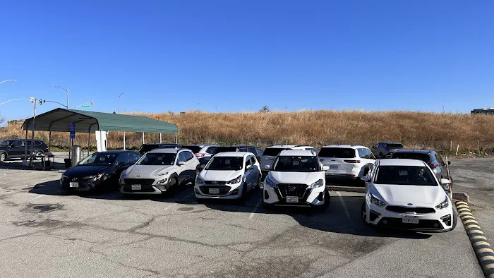Enterprise Rent-A-Car Picture 9