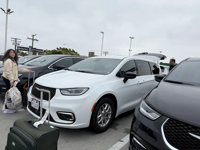 Enterprise Rent-A-Car Picture 10