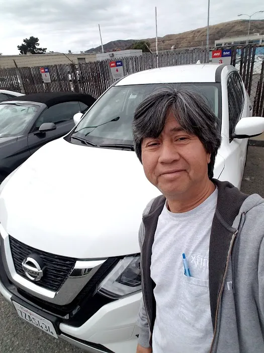 Avis Car Rental Picture 3