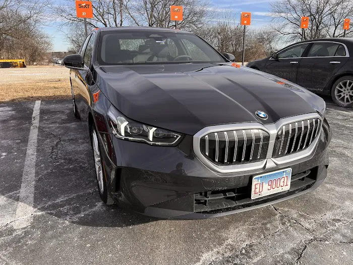 SIXT Rent a Car Naperville Mariott Picture 9