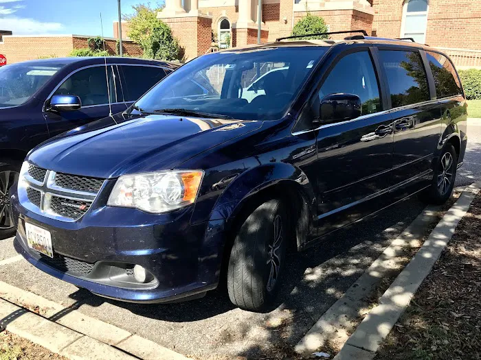 Enterprise Rent-A-Car Picture 5