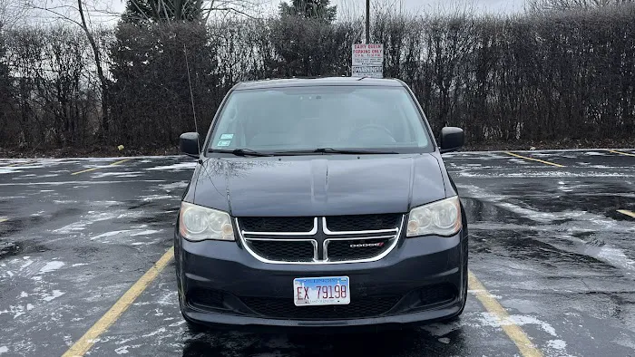 Windy Whipz Car Rental Picture 4