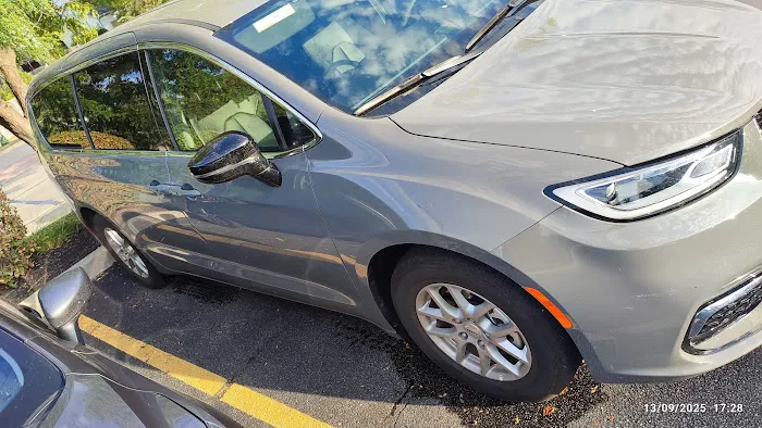 Enterprise Rent-A-Car Picture 7