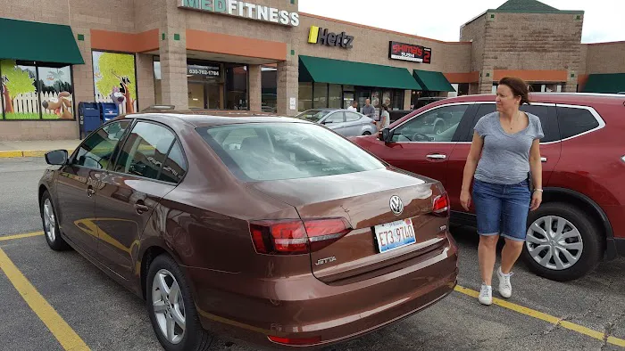 Hertz Car Rental - Saint Charles - East Main Street Picture 3