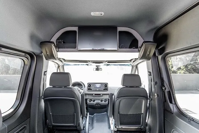 Bandago Van Rental Picture 9