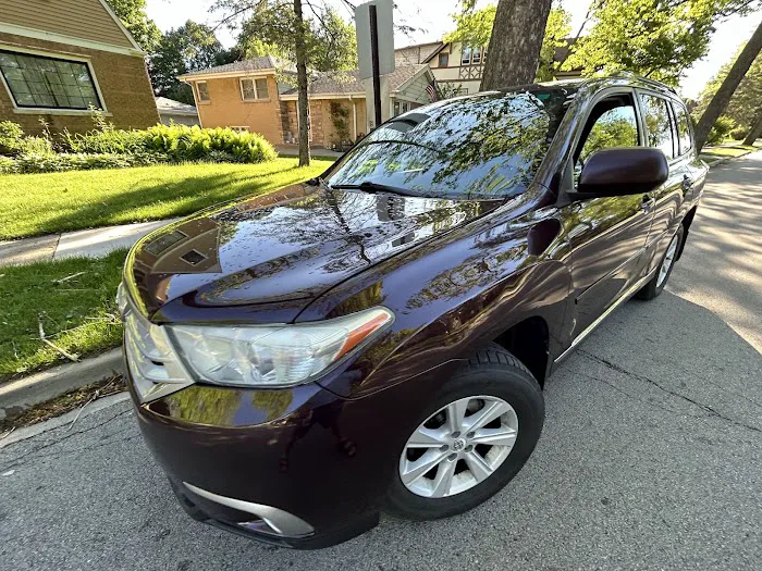 LeeDan Car Rentals Picture 7