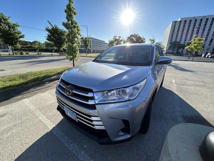 LeeDan Car Rentals Picture 10