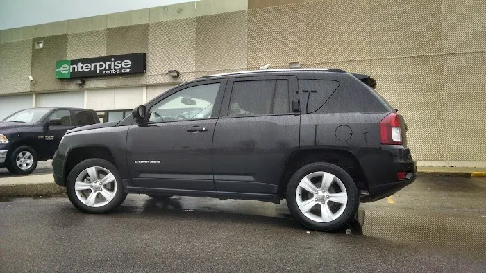 Enterprise Rent-A-Car Picture 2