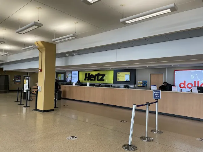 Hertz Car Rental - Chicago - Chicago Midway International Airport (MDW) Picture 4