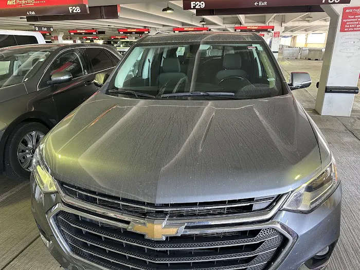Avis Car Rental Picture 2
