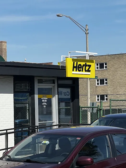 Hertz Car Rental - Oak Park - West Madison Street Picture 6
