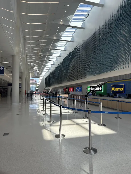 Thrifty Car Rental - Chicago - O'hare International Airport Picture 1